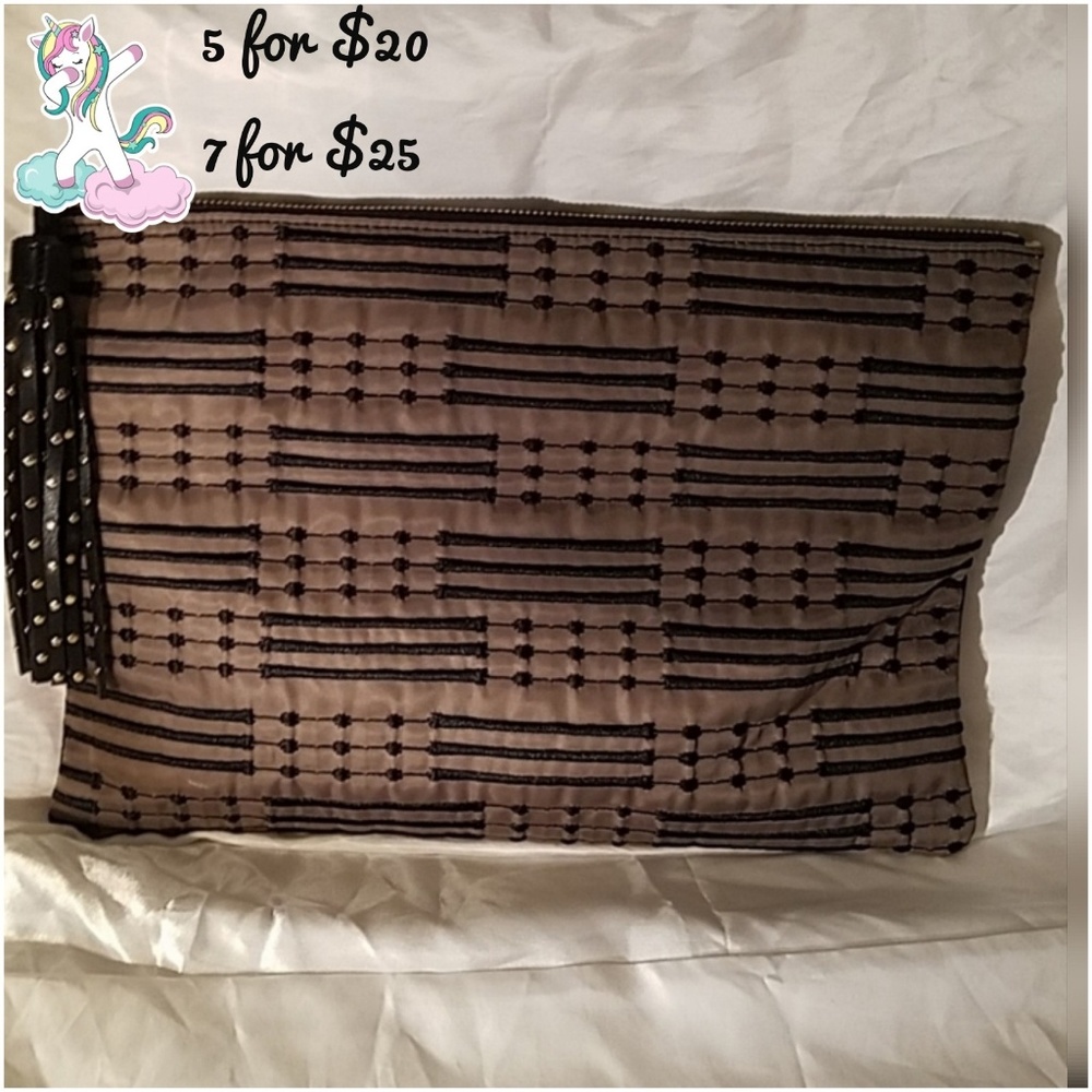 Clutch with tassle BUNDLE & SAVE